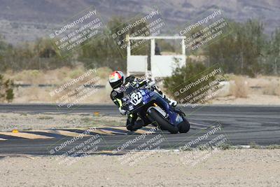 media/Nov-01-2025-CVMA (Sat) [[fc0f7531b8]]/Race 7-Formula Twins-Formula 40 UL/